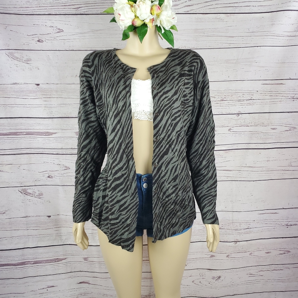 sag harbor animal print large cardigan - Picture 4 of 7